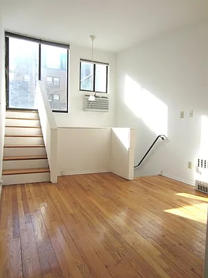 Rented by City Connections Realty | media 6