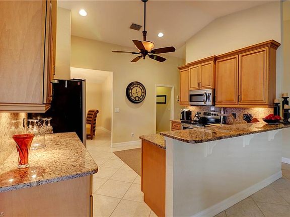 5th image of 3936 Agualinda Blvd