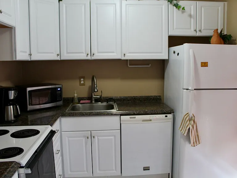 715 S Beach St #306D — Photo 5