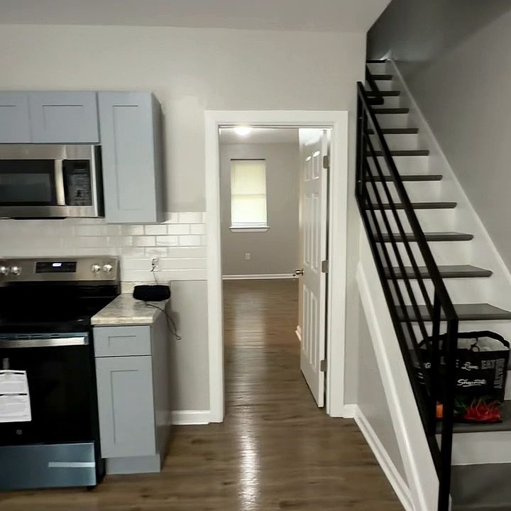1st image of 4531 N Mole St #3