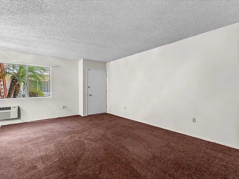 Casa Granada Apartments — Photo 13