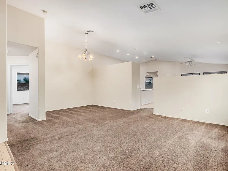12828 S 175th Ln — Photo 7