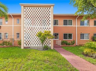 Coral Gardens Condo, Miami, FL 33135