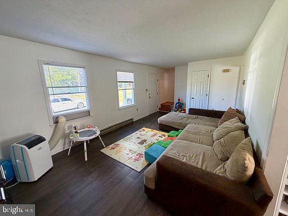 5th image of 2817 Papermill Rd