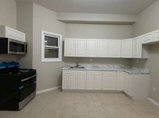 822 S 16th St #1A, Newark, NJ 07108