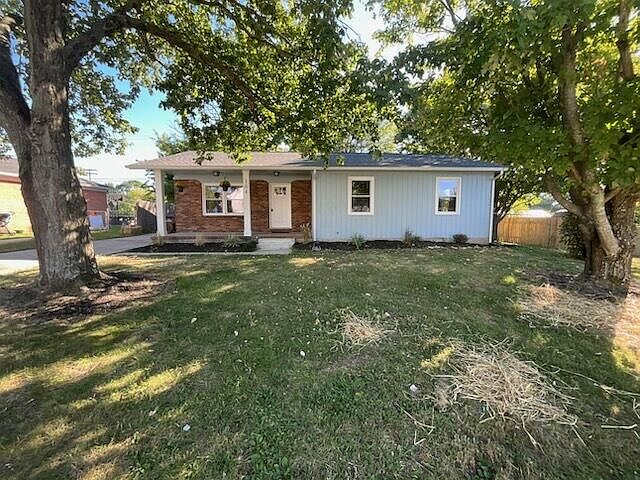 1st image of 104 Grosser St