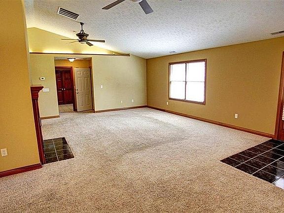 5th image of 3935 S Ashleaf Ln