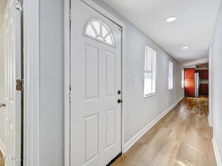 11321 Deep Ln — Photo 11