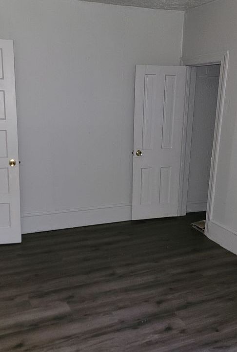 2nd image of 204 Tunstall Ave #1