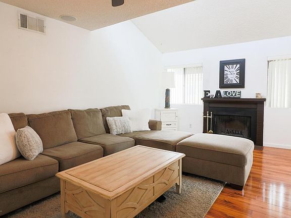 5th image of 27130 Hidaway Ave Unit 7