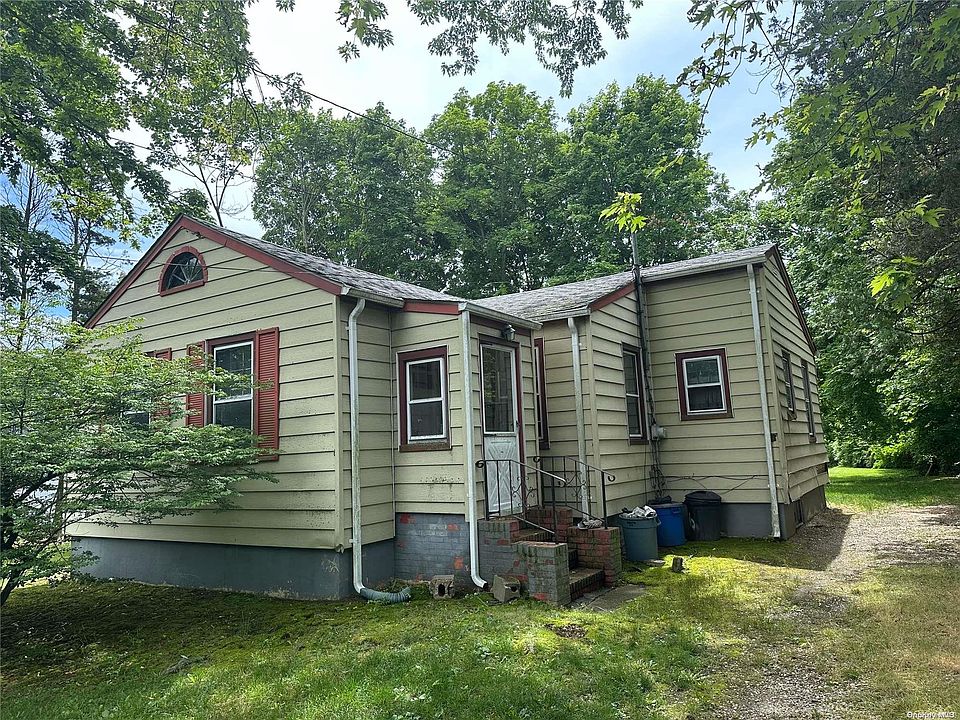 1st image of 126 Patton Avenue