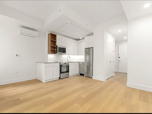 2nd image of 1457 Flatbush Ave #5011