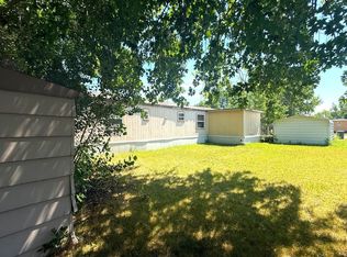 1013 Adams Ave, Minot, ND 58701