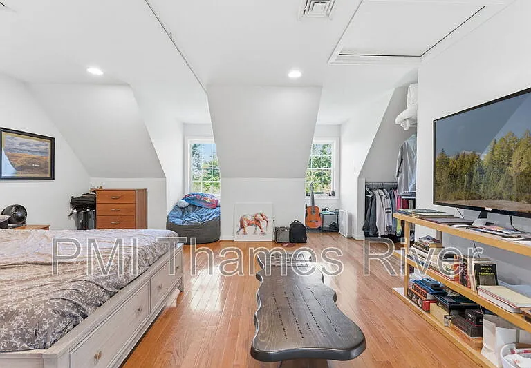 62 Terry Rd — Photo 44