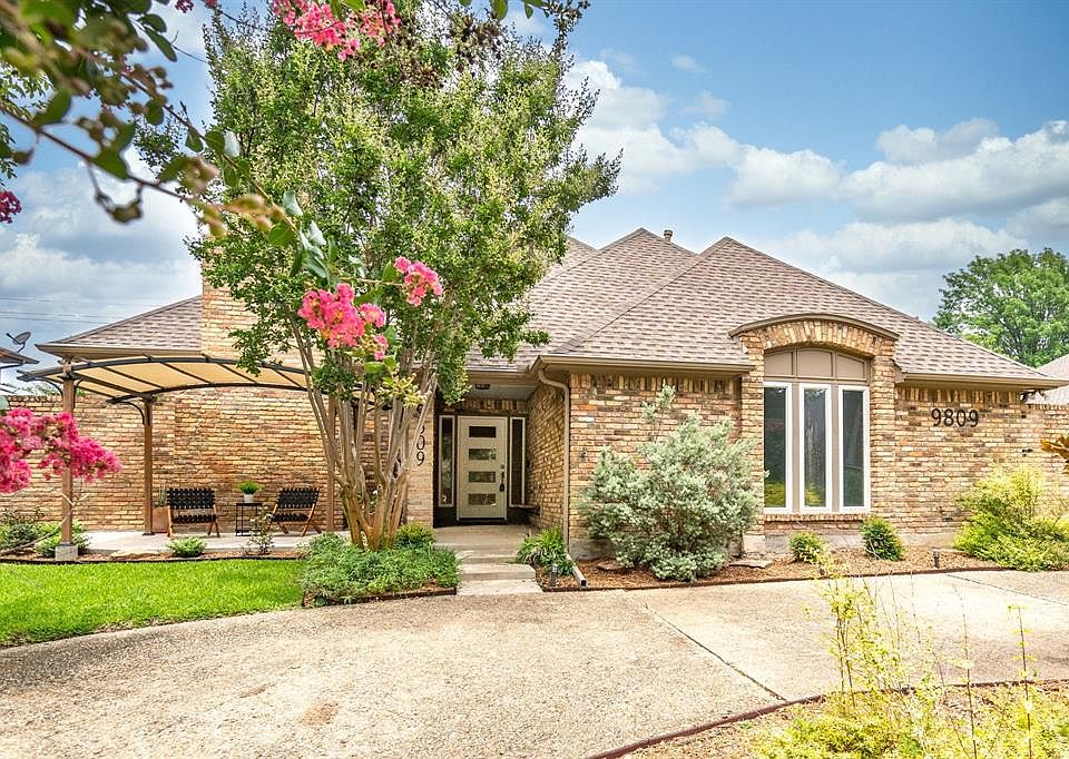 1st image of 9809 Cross Creek Ct