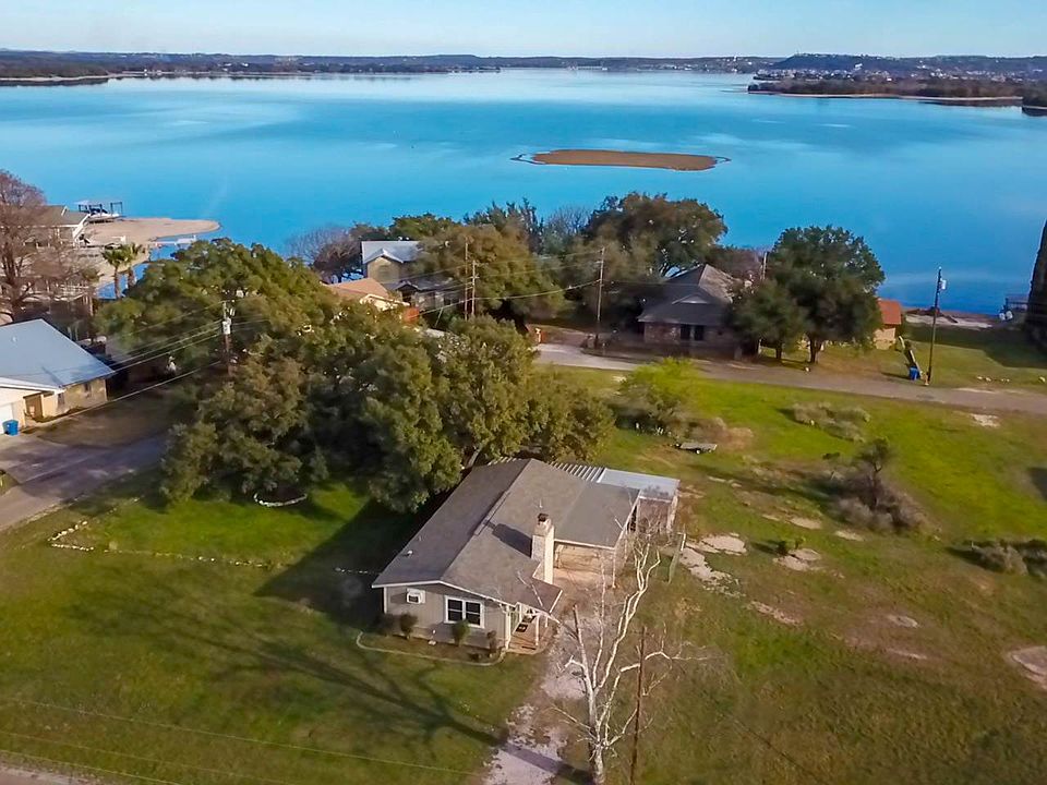1st image of 1003 Overlook Dr