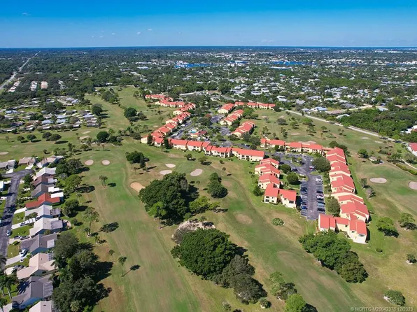 5403 SE Miles Grant Rd APT 204, Stuart, FL 34997