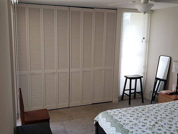3rd image of 1015 Aoloa Pl APT 238