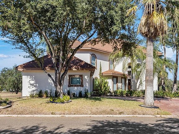 2nd image of 914 Rio Grande Dr