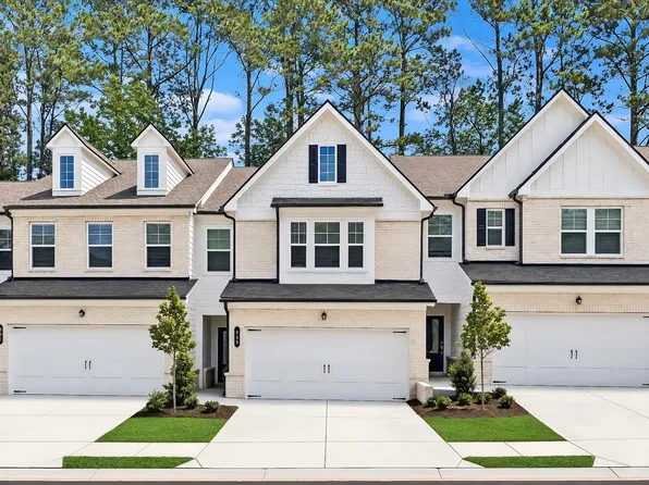 889 Rainwater Trce, Lawrenceville, GA 30044