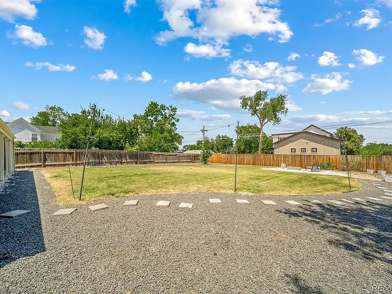 3098 S Cherry Way — Photo 32