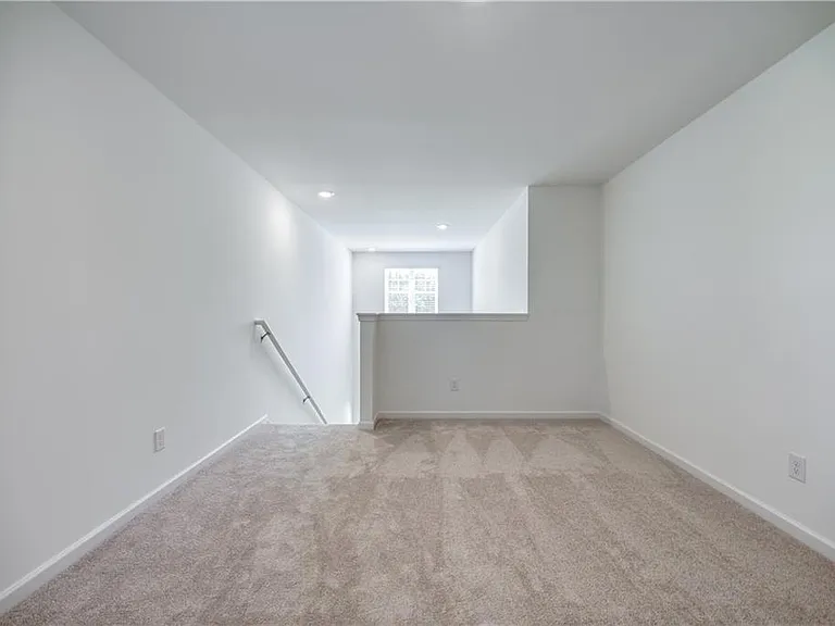 49 Kestrel Dr — Photo 19