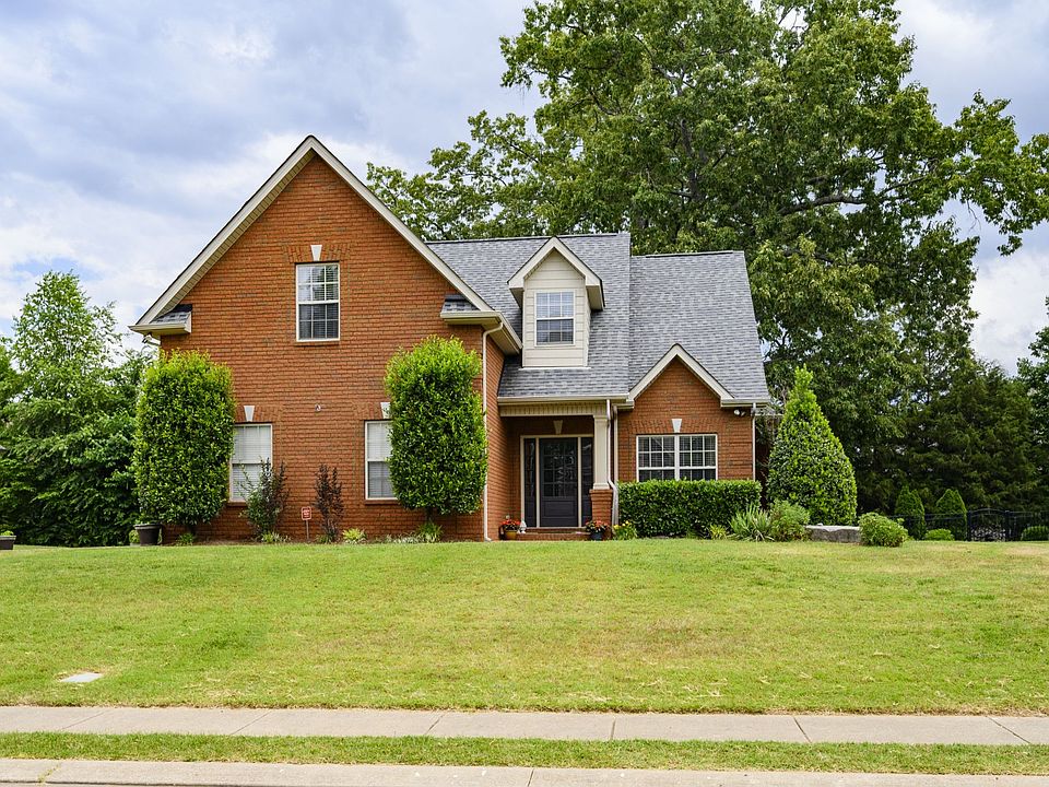 1st image of 556 Schroer Dr