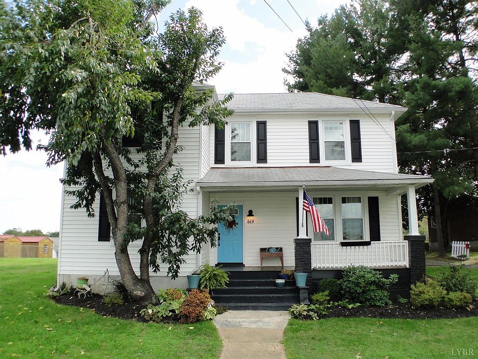 1st image of 608 Pine Dr