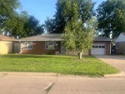 2709 W Oklahoma Ave, Enid, OK, 73703