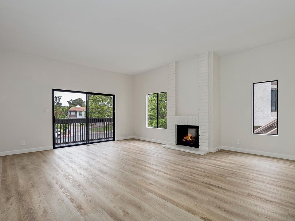 1st image of 6607 Reservoir Ct