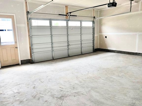 2nd image of 4193 Spring Air Dr