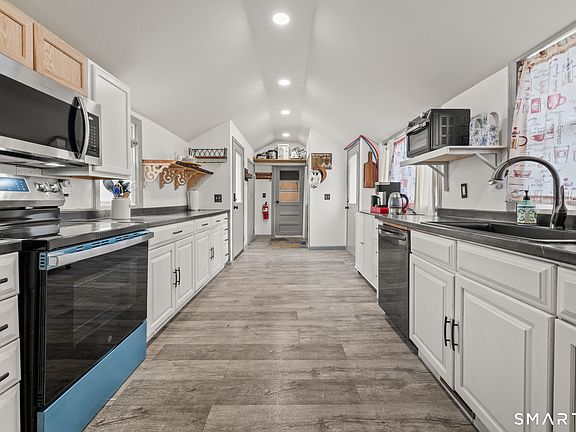 2nd image of 475 Ballfall Road