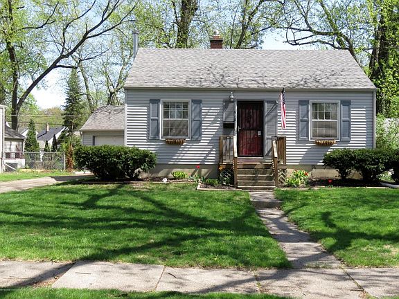 2nd image of 518 N Dexter Dr