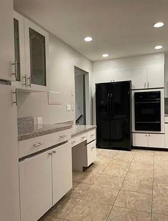 1st image of 31 Jaffe St #31