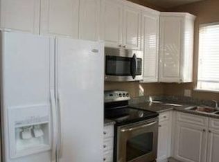 1821 N Clybourn Ave #3, Chicago, IL 60614