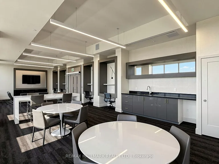 415 Main St W #612 — Photo 25