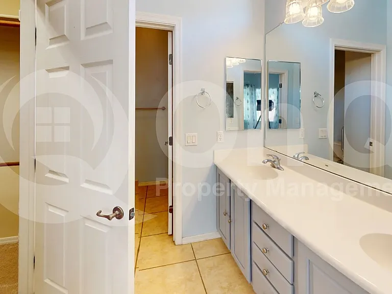 252 W Calle Media Luz — Photo 11