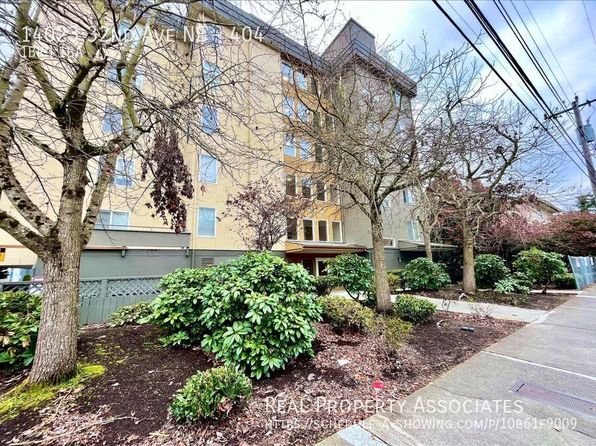 14023 32nd Ave NE APT 202