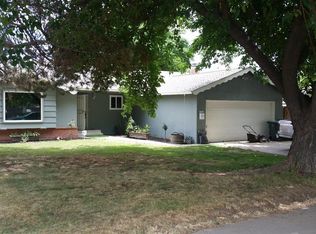 910 East Ave, Gustine, CA