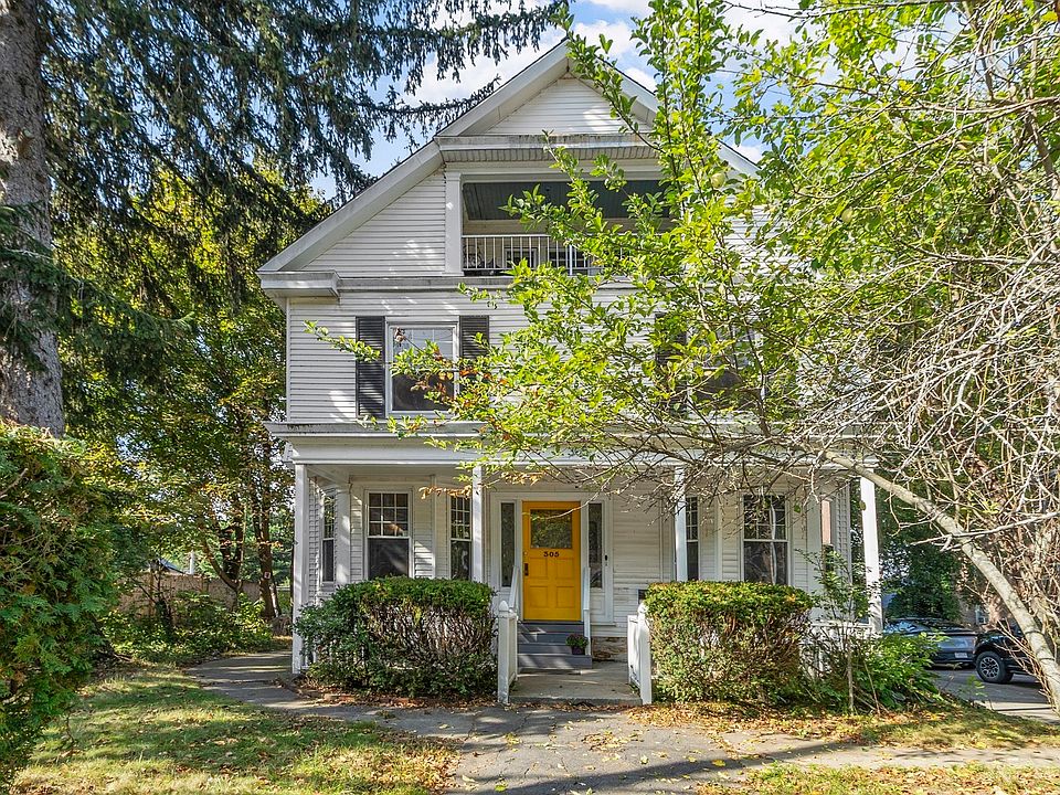 1st image of 305 Nesmith St
