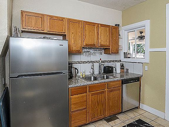 3rd image of 3440 N Lafayette St