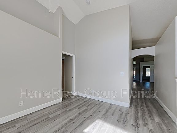 5th image of 3777 Shawn Cir