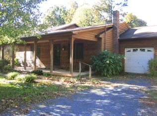 221 Roseboro Dr, Asheboro, NC 27203