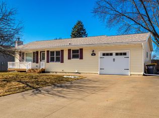 708 Evergreen Dr, Holmen, WI 54636