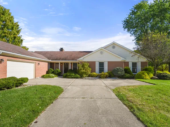 58 Callery Pear Dr, Batesville, IN 47006