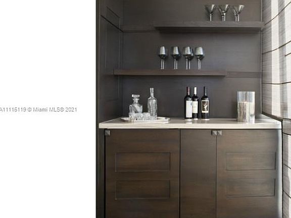 5th image of 101 20th St #3001