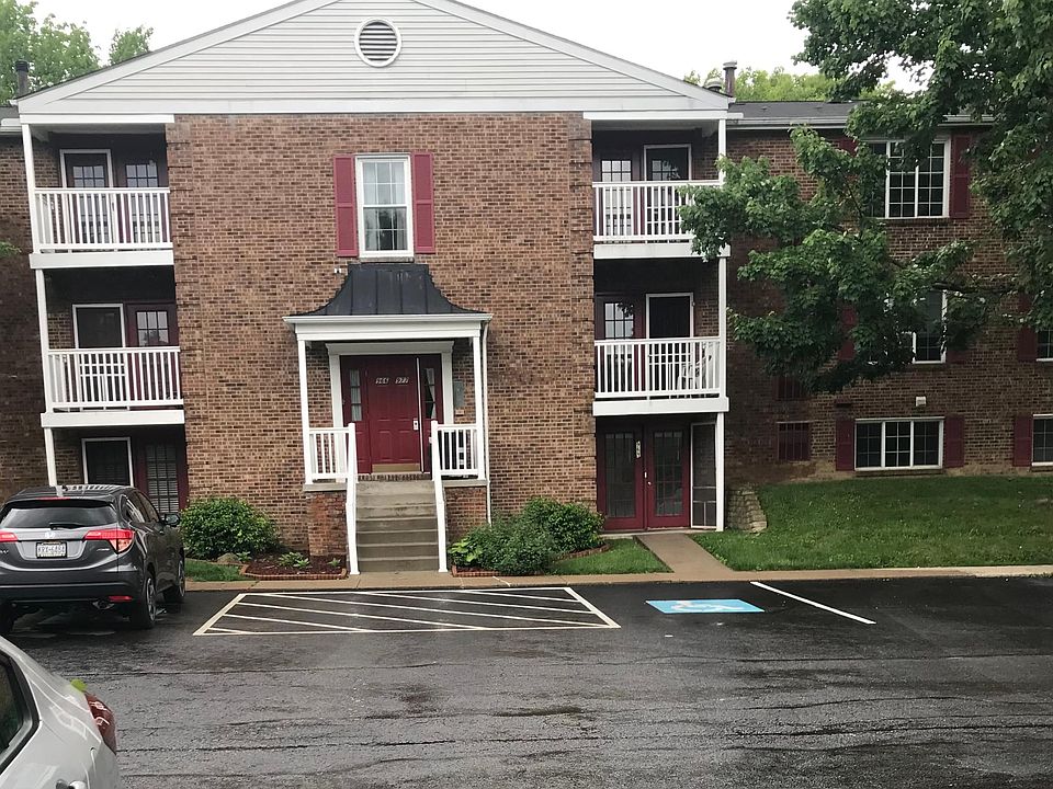1st image of 969 Wood Hollow Dr