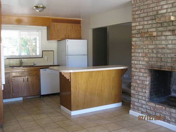 2nd image of 4021 Mulberry Ct