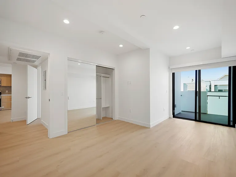 Hi Point Terrace by Wiseman — Photo 259