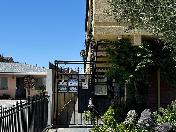 4th image of 13901 Lemoli Ave APT 8